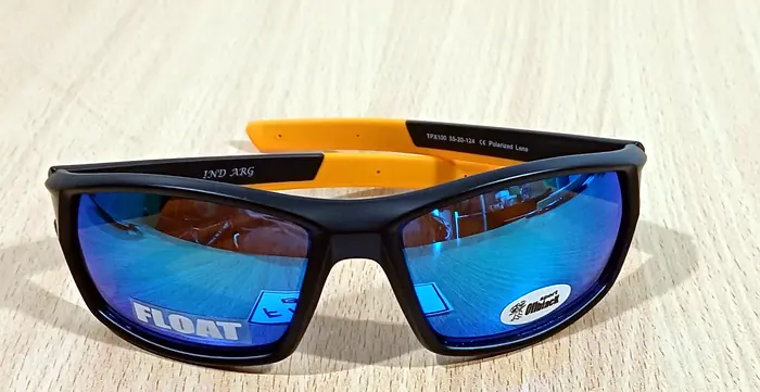 Anteojo Olblack Float F100 B-B, negro con cristal azul y patillas naranja